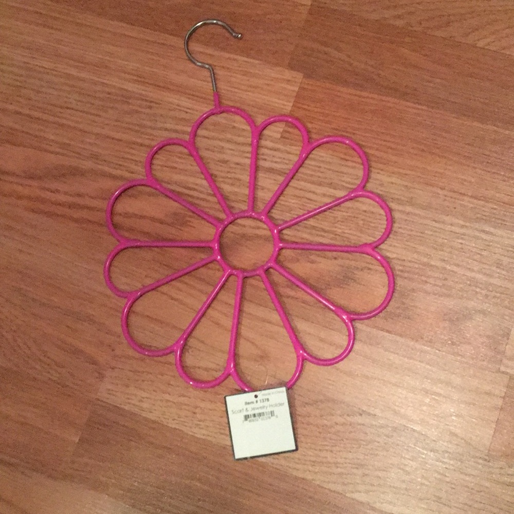 NEW Scarf or Jewelry Holder